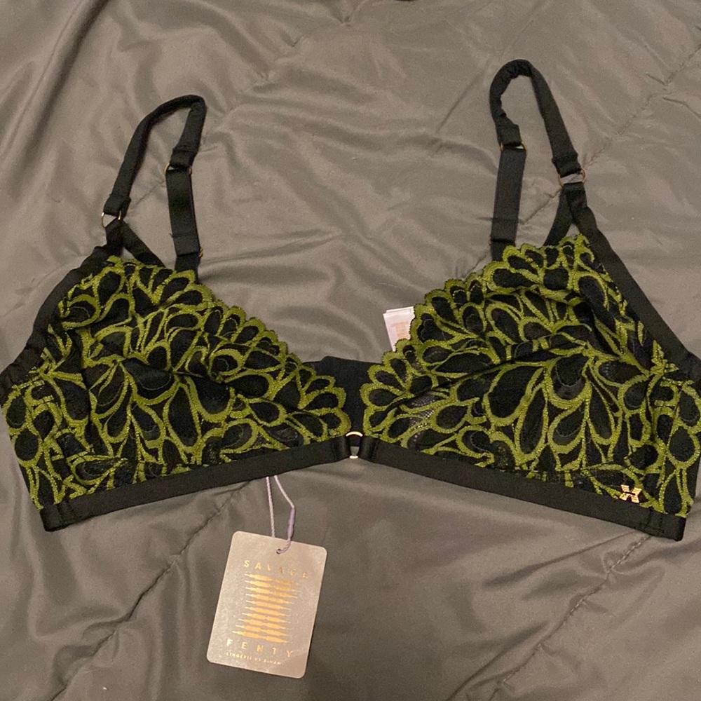 NWT savage fenty bralette
